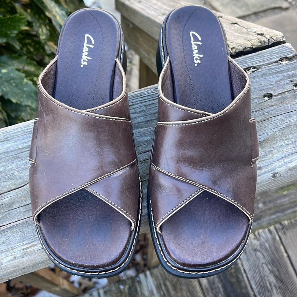 Clarks Hickory Mules Sandals, size 8